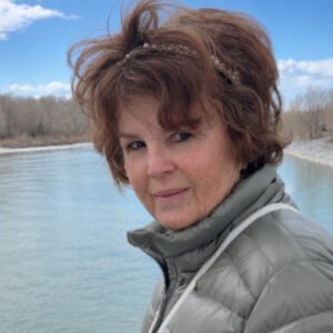 godfrey lynne 400x400 1 300x300